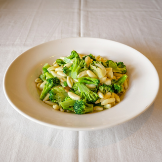 Cavatelli & Broccoli with Garlic & Oil
